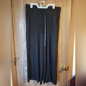 Torrid super soft sleep pants with pockets!